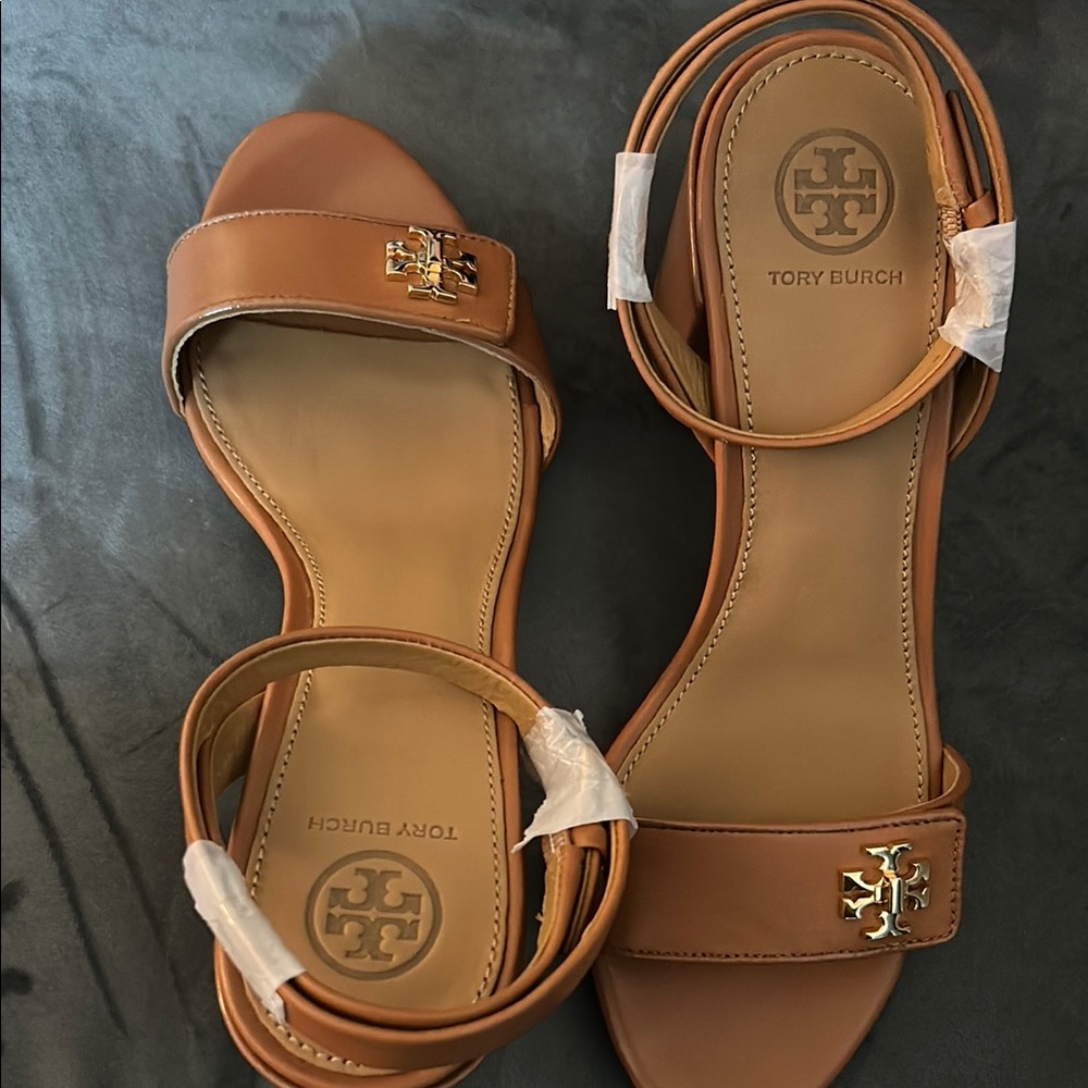 Tory Burch Women's Tan Sandals